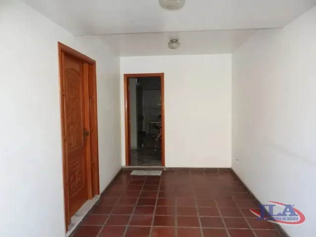 Sobrado 3 quartos e 2 banheiros, à venda, no bairro Boa Vista em Curitiba