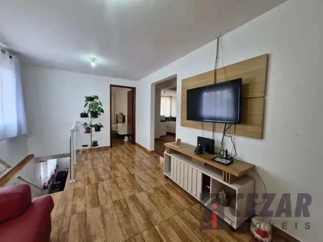 Sobrado com 165m² 3 quartos e 2 banheiros, à venda, no bairro Bairro Alto em Curitiba