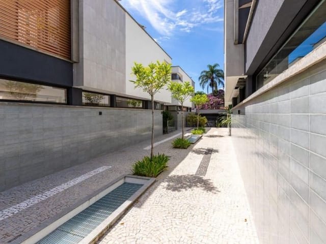 Sobrado com 427m² 4 quartos e 5 banheiros, à venda, no bairro Campo Belo em São Paulo