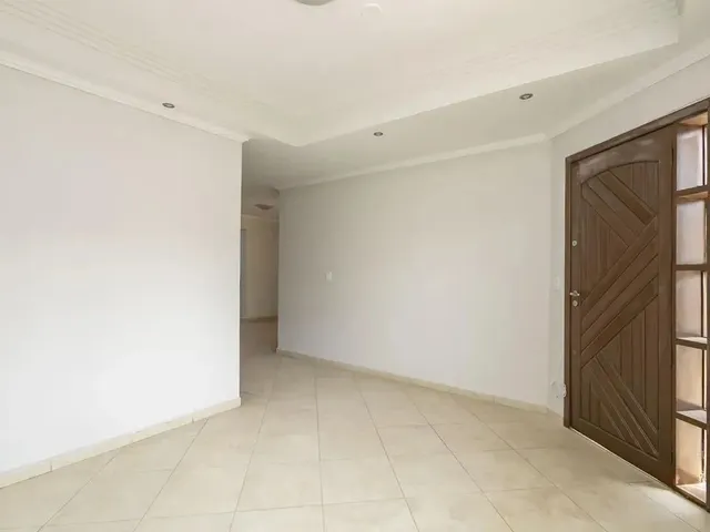 Sobrado 3 quartos e 1 banheiro, à venda, no bairro Pilarzinho em Curitiba