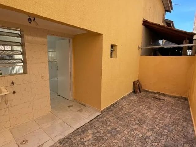 Sobrado com 62m² 2 quartos e 2 banheiros, à venda, no bairro Jardim Gabriela III em Jandira