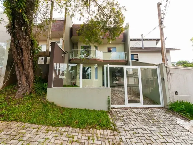Sobrado com 168m² 4 quartos e 4 banheiros, à venda, no bairro Abranches em Curitiba