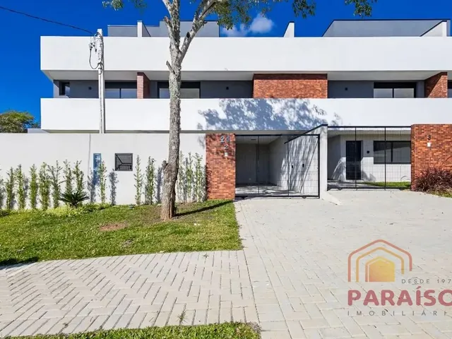 Sobrado 3 quartos e 3 banheiros, à venda, no bairro Santa Felicidade em Curitiba