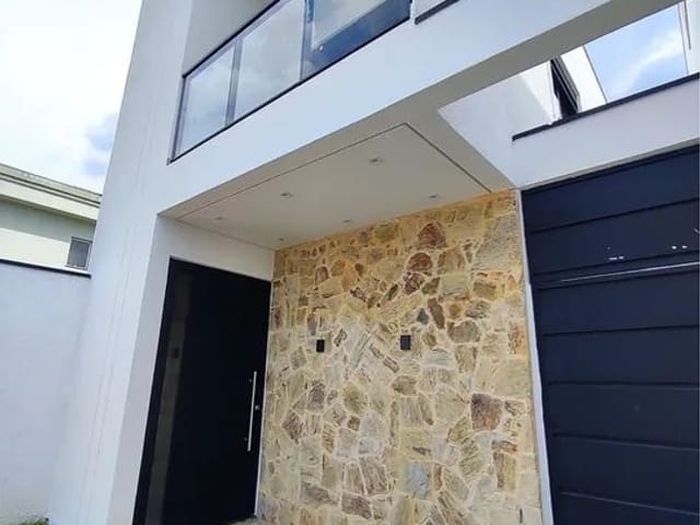 Sobrado com 150m² 2 quartos e 1 banheiro, à venda, no bairro Fazendinha em Santana de Parnaíba