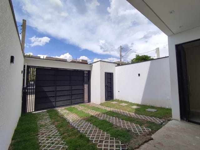 Sobrado com 150m² 2 quartos e 1 banheiro, à venda, no bairro Fazendinha em Santana de Parnaíba