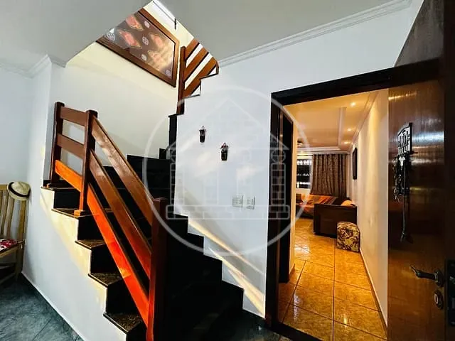 Sobrado com 180m² 4 quartos e 5 banheiros, à venda, no bairro Jardim Consórcio em São Paulo
