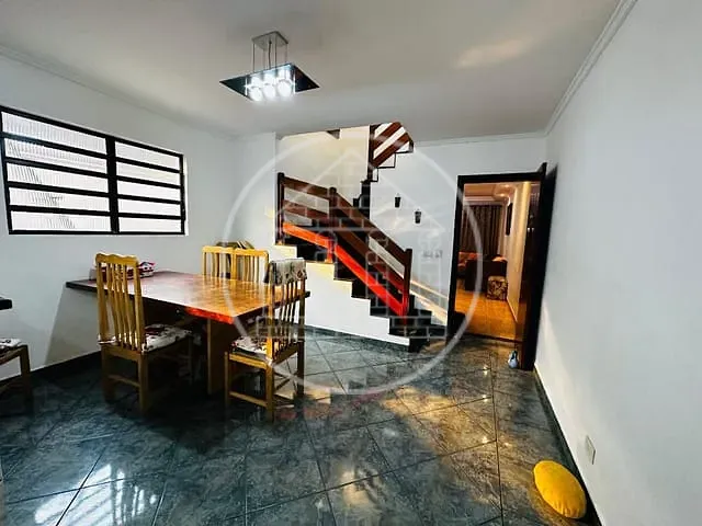 Sobrado com 180m² 4 quartos e 5 banheiros, à venda, no bairro Jardim Consórcio em São Paulo