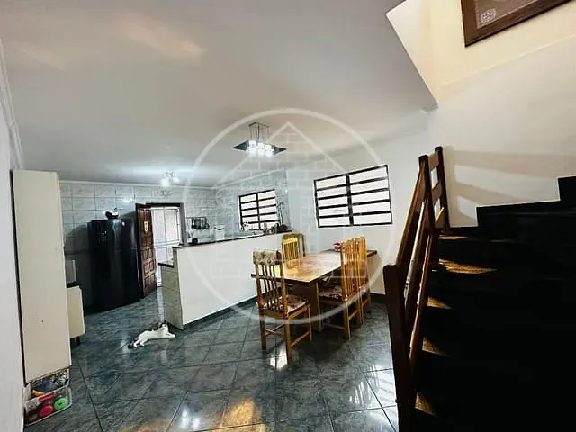 Sobrado com 180m² 4 quartos e 5 banheiros, à venda, no bairro Jardim Consórcio em São Paulo