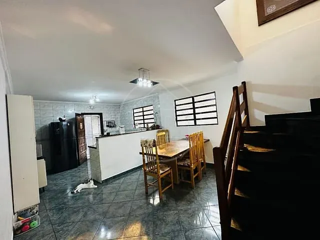 Sobrado com 180m² 4 quartos e 5 banheiros, à venda, no bairro Jardim Consórcio em São Paulo