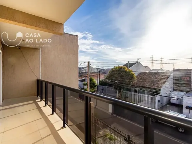 Sobrado com 140m² 4 quartos e 3 banheiros, à venda, no bairro Campo de Santana em Curitiba