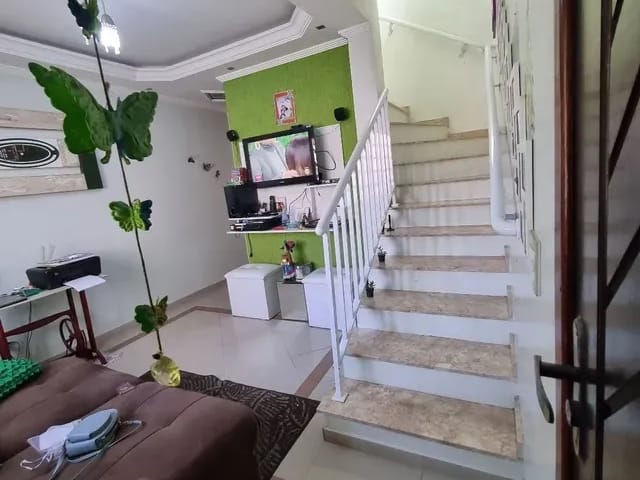 Foto do Sobrado - Excelente Sobrado à venda  em condomínio  fechado, com 106 metros, 2 dormitórios, 2 banheiros , Jardim do Papai, Guarulhos, SP | Imobiliária Compare