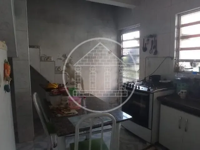Sobrado com 250m² 3 quartos e 2 banheiros, à venda, no bairro Jardim Iporã em São Paulo
