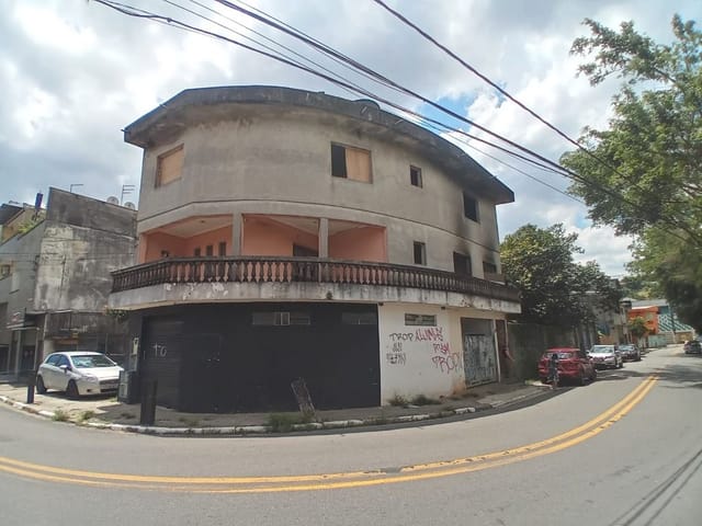 Sobrado com 211m² 3 quartos e 2 banheiros, à venda, no bairro Novo Osasco em Osasco