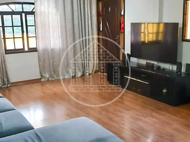 Sobrado com 140m² 3 quartos e 2 banheiros, à venda, no bairro Jardim Toca em São Paulo