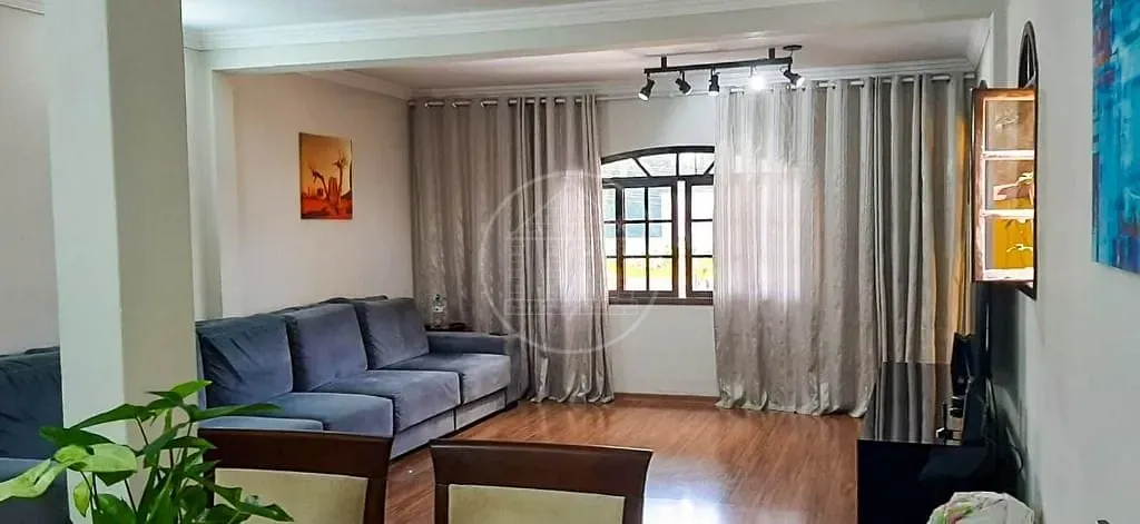 Sobrado, 3 quartos, 270 m² - Foto 1