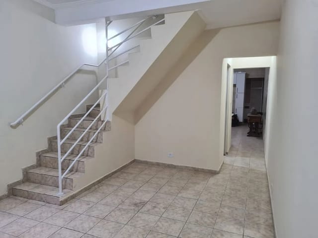 Sobrado com 179m² 3 quartos e 3 banheiros, à venda, no bairro Jardim Elvira em Osasco