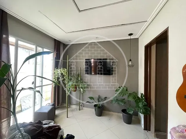 Sobrado com 175m² 4 quartos e 1 banheiro, à venda, no bairro Parque América em São Paulo