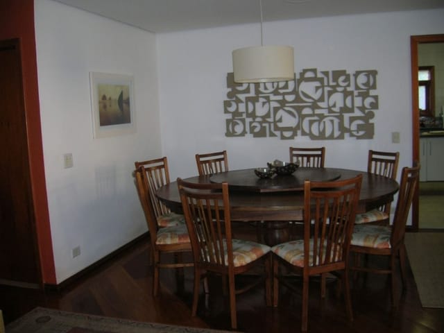 Foto do Sobrado - Sobrado com 4 dormitórios, 350 m² - venda ou aluguel  - Residencial das Estrelas - Barueri/SP | Pitale Imóveis Ltda.