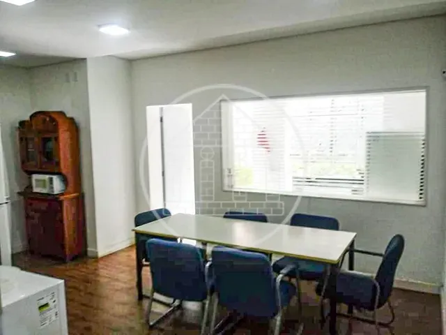 Sobrado com 700m², à venda, no bairro Higienópolis em São Paulo