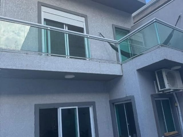 Sobrado com 210m² 3 quartos e 3 banheiros, à venda, no bairro Vale do Sol II em Itapevi