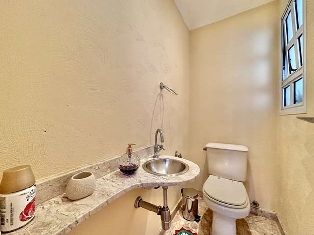 Sobrado com 159m² 3 quartos e 3 banheiros, à venda, no bairro Jardim Recanto Suave em Cotia