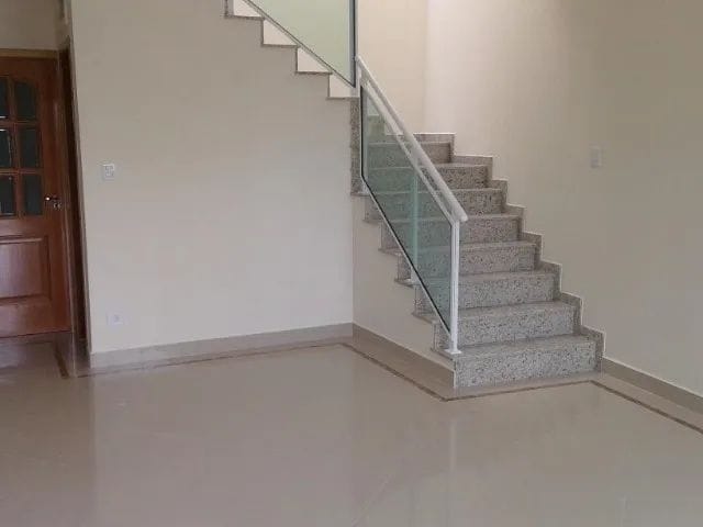 Sobrado com 170m² 3 quartos e 2 banheiros, à venda, no bairro Vila Comercial em São Paulo