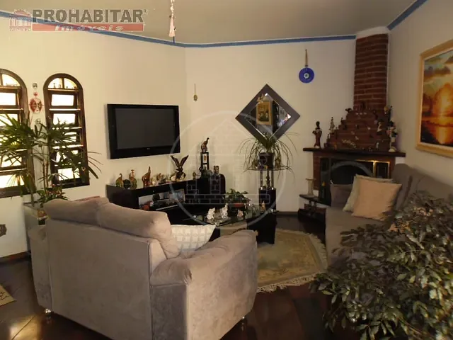 Sobrado com 262m² 4 quartos e 2 banheiros, à venda ou para alugar, no bairro Jardim Maria Rita em São Paulo