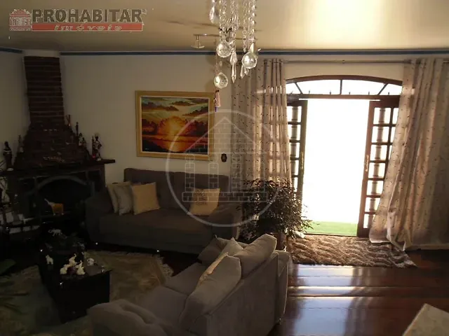 Sobrado com 262m² 4 quartos e 2 banheiros, à venda ou para alugar, no bairro Jardim Maria Rita em São Paulo