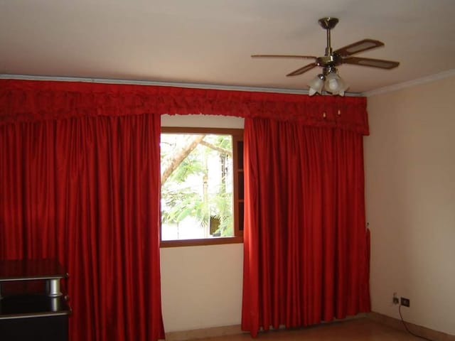 Foto do Sobrado - Excelente Sobrado à venda, 200 metros de terreno, 262 metros de construção, 3 dormitórios, 1 suite, 3 vagas Jardim Diogo, Guarulhos, SP | Imobiliária Compare