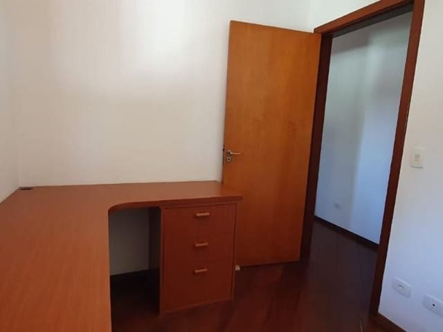 Sobrado com 260m² 3 quartos e 2 banheiros, à venda, no bairro Chácara Canta Galo em Cotia
