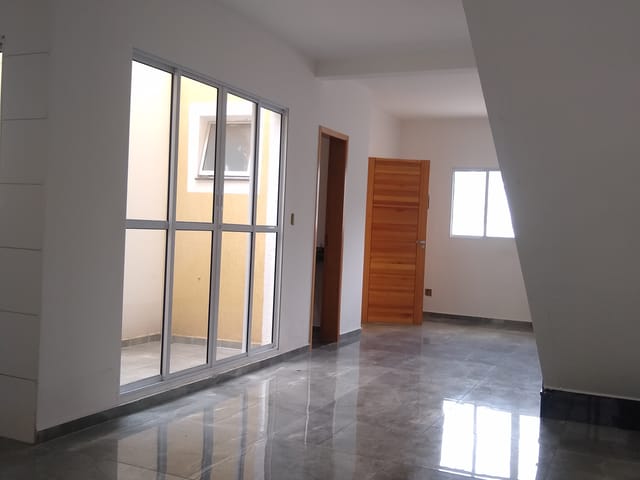 Foto do Sobrado - Sobrado Novo com 3 dorms sendo 01 suite com 125 m2 -Excelente Localização | Imobiliária Compare