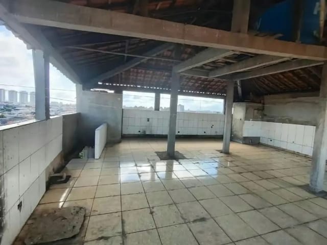 Sobrado com 300m² 4 quartos e 3 banheiros, à venda, no bairro Vila Capriotti em Carapicuíba