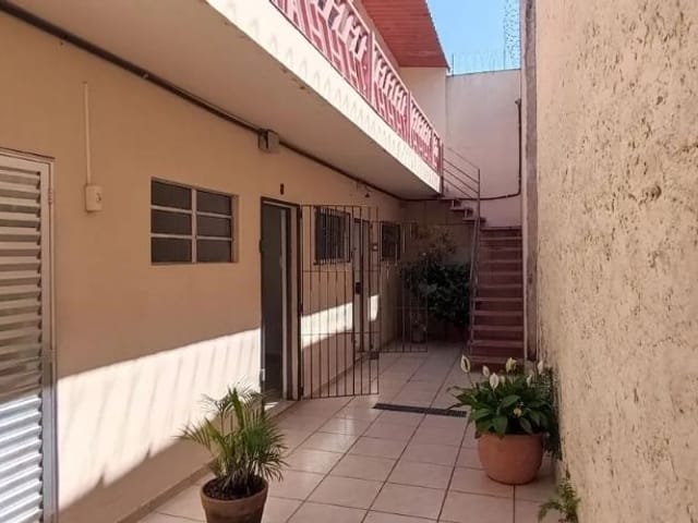 Sobrado com 196m², à venda, no bairro Vila Romana em São Paulo