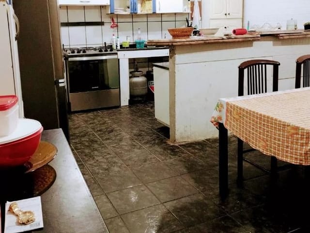 Sobrado com 125m² 5 quartos e 2 banheiros, à venda, no bairro Jardim Angélica em Carapicuíba