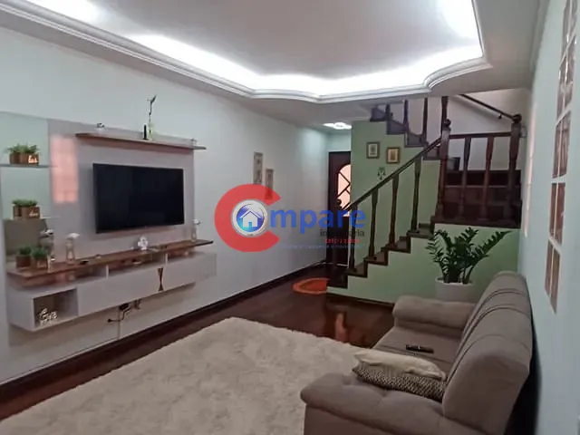 Sobrado com 125m² 4 quartos e 4 banheiros, à venda, no bairro Parque Renato Maia em Guarulhos