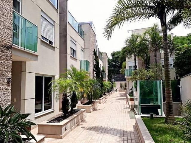 Sobrado com 180m² 4 quartos e 2 banheiros, à venda, no bairro Jardim Colombo em São Paulo