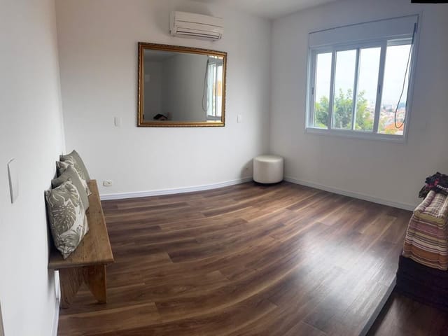 Sobrado com 180m² 4 quartos e 2 banheiros, à venda, no bairro Jardim Colombo em São Paulo