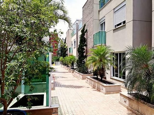 Sobrado com 180m² 4 quartos e 2 banheiros, à venda, no bairro Jardim Colombo em São Paulo