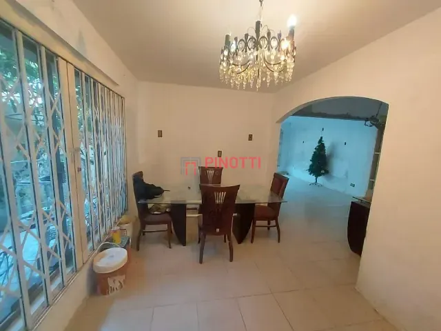 Sobrado 5 quartos e 5 banheiros, à venda ou para alugar, no bairro Jardim Maria Adelaide em São Bernardo do Campo