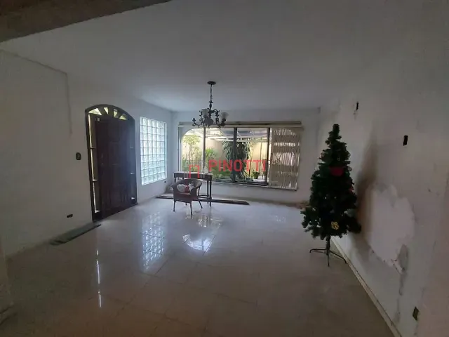 Sobrado 5 quartos e 5 banheiros, à venda ou para alugar, no bairro Jardim Maria Adelaide em São Bernardo do Campo