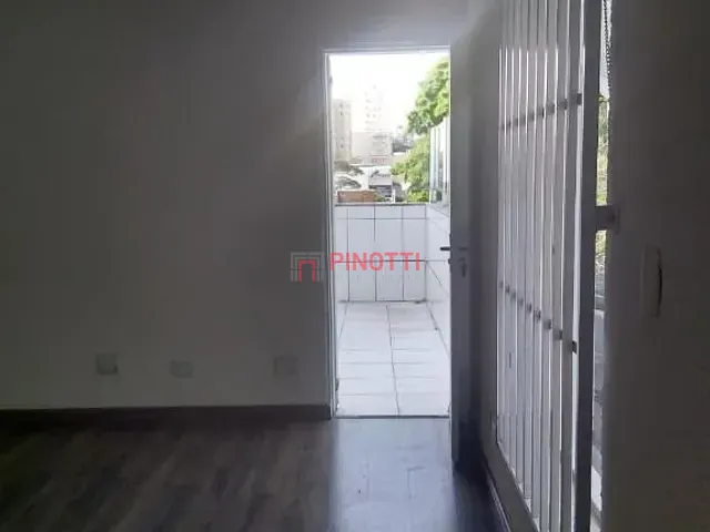 Sobrado 3 quartos e 3 banheiros, à venda ou para alugar, no bairro Nova Petrópolis em São Bernardo do Campo