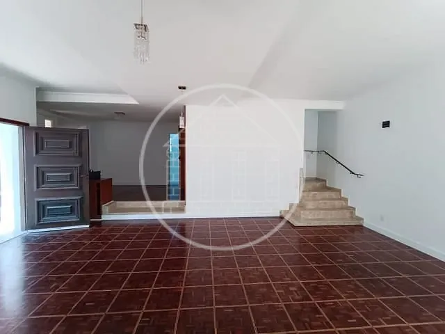Casa com 351m² 3 quartos e 3 banheiros, à venda, no bairro Jardim Campo Grande em São Paulo