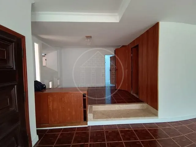 Casa com 351m² 3 quartos e 3 banheiros, à venda, no bairro Jardim Campo Grande em São Paulo