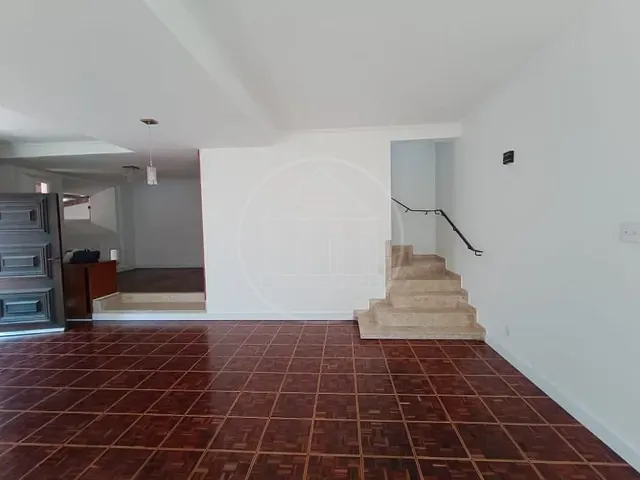 Casa com 351m² 3 quartos e 3 banheiros, à venda, no bairro Jardim Campo Grande em São Paulo
