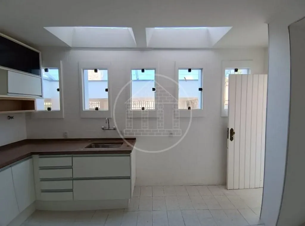Casa, 3 quartos, 192 m² - Foto 8