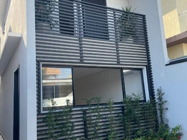 Sobrado com 150m² 3 quartos e 2 banheiros, à venda, no bairro Nova Jaguari em Santana de Parnaíba