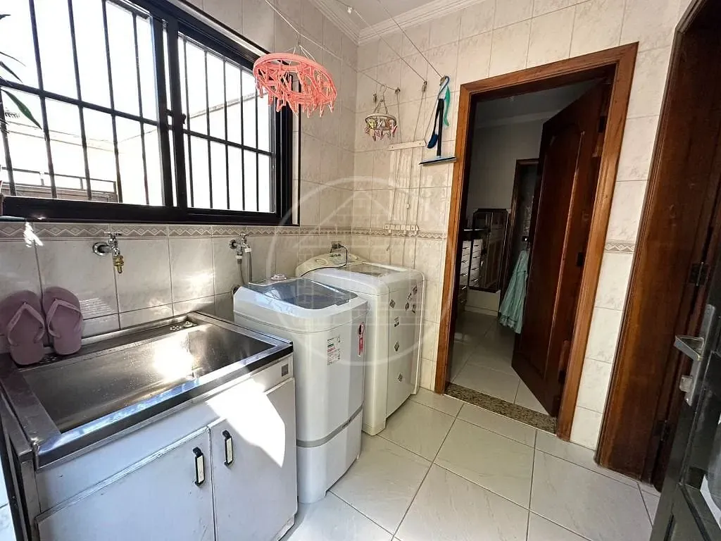 Sobrado, 6 quartos, 168 m² - Foto 8