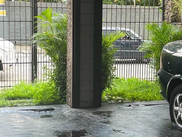 Foto do Sobrado - Excepcional sobrado à venda, com arquitetura clássica, com 3 dormitórios (2 suites) e 6 vagas de garagem (2 vagas cobertas), Vila Rosália, Guarulhos, SP | Imobiliária Compare