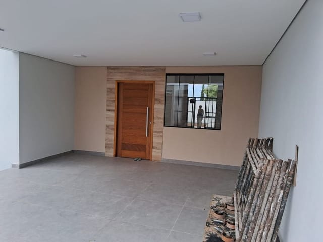 Sobrado com 250m² 3 quartos e 2 banheiros, à venda, no bairro Jardim Primavera em Itupeva