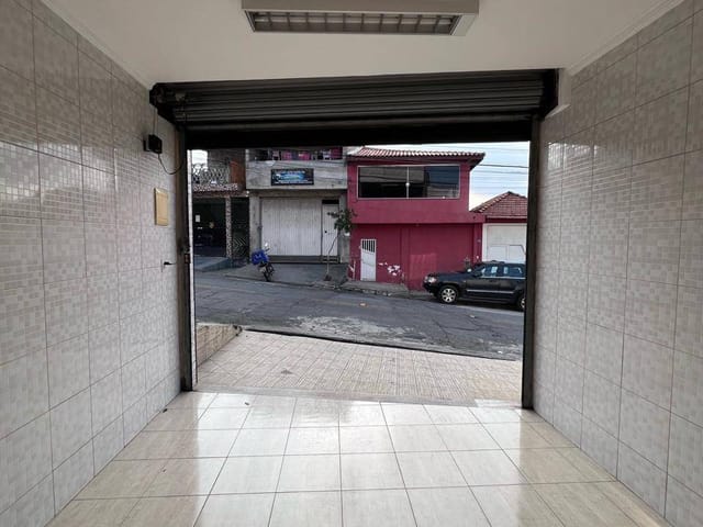 Foto do Sobrado - Lindo sobrado à venda, com 4 vagas de garagem e 3 dormitórios, na região daVila Nova Bonsucesso, Guarulhos, SP | Imobiliária Compare
